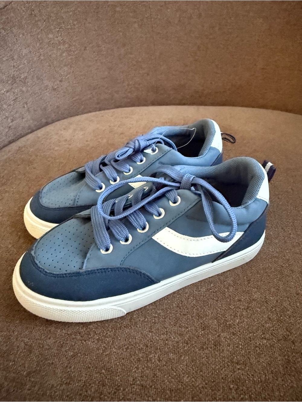 Beverly Hills Polo Club Men's Blue Sneakers with White Stripe